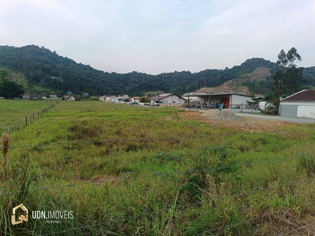 Venda em Belchior Baixo - Gaspar