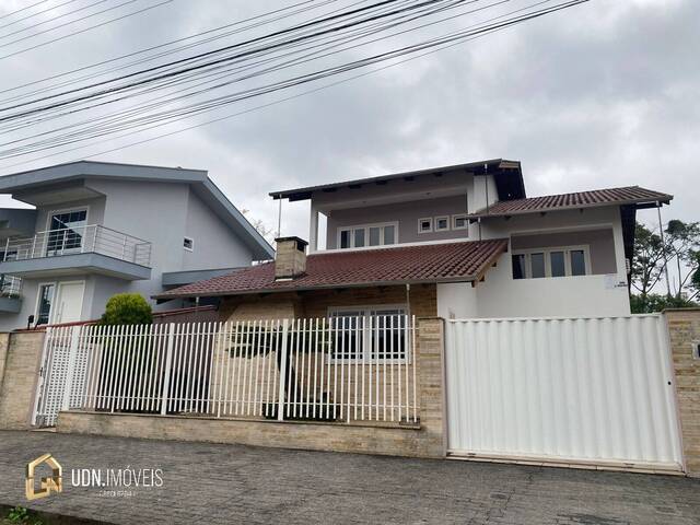 #1572 - Casa para Venda em Blumenau - SC - 1